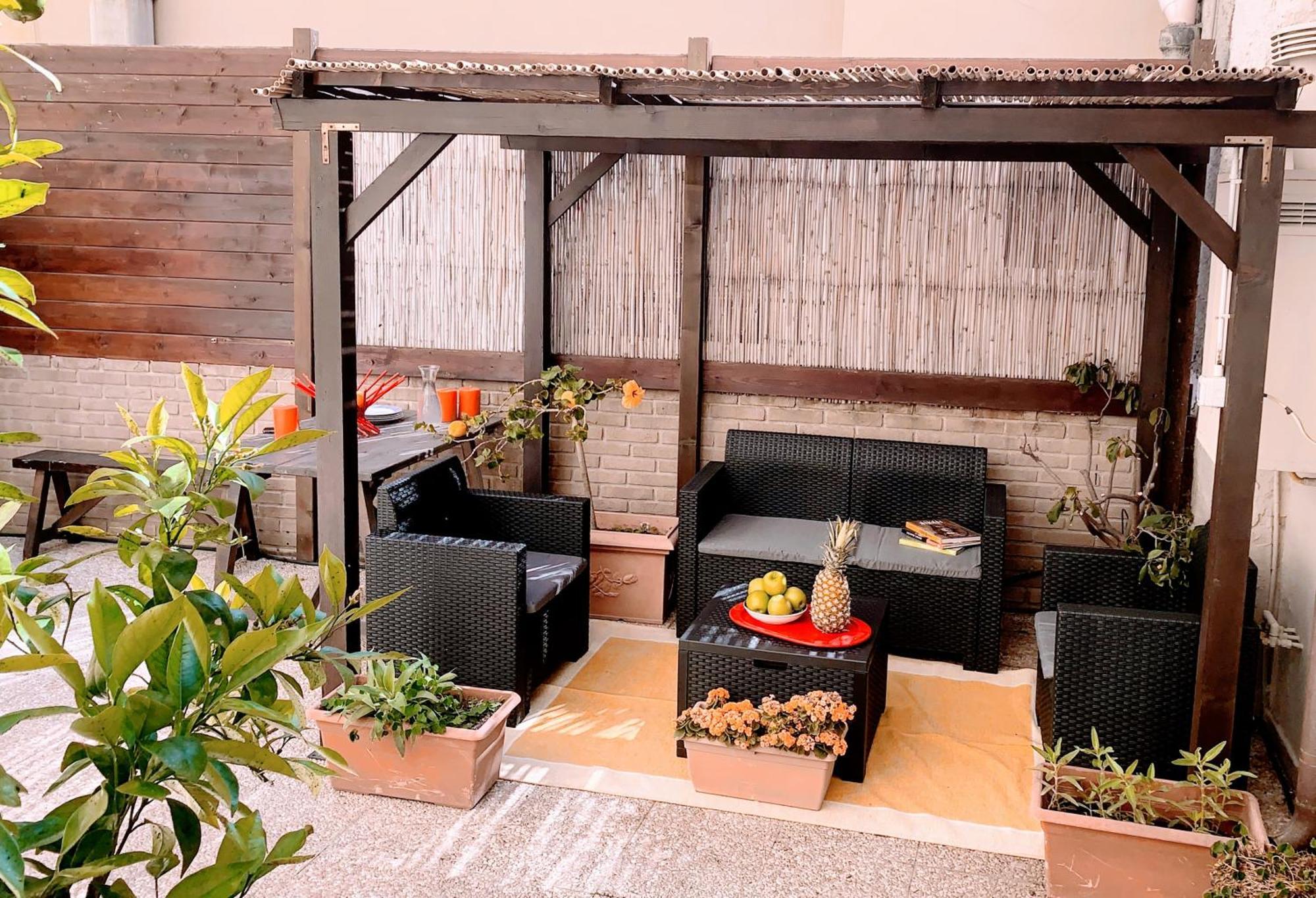 Oasi Urbana Con Terrazza E Vista Apartment กาญารี ภายนอก รูปภาพ